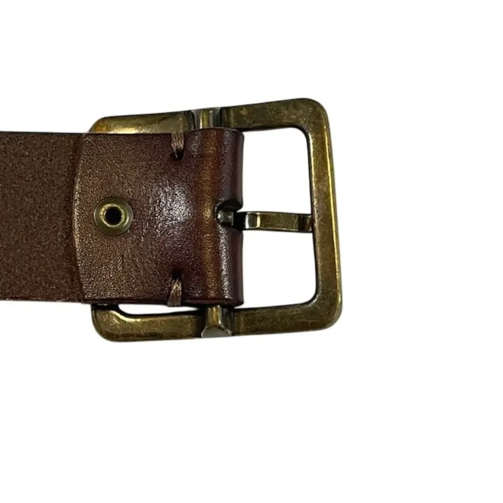 GAP men's genuine leather belt in brown.